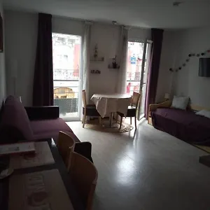 Appartement Agreable Familial A Lourdes, Proche Gare, Lourdes